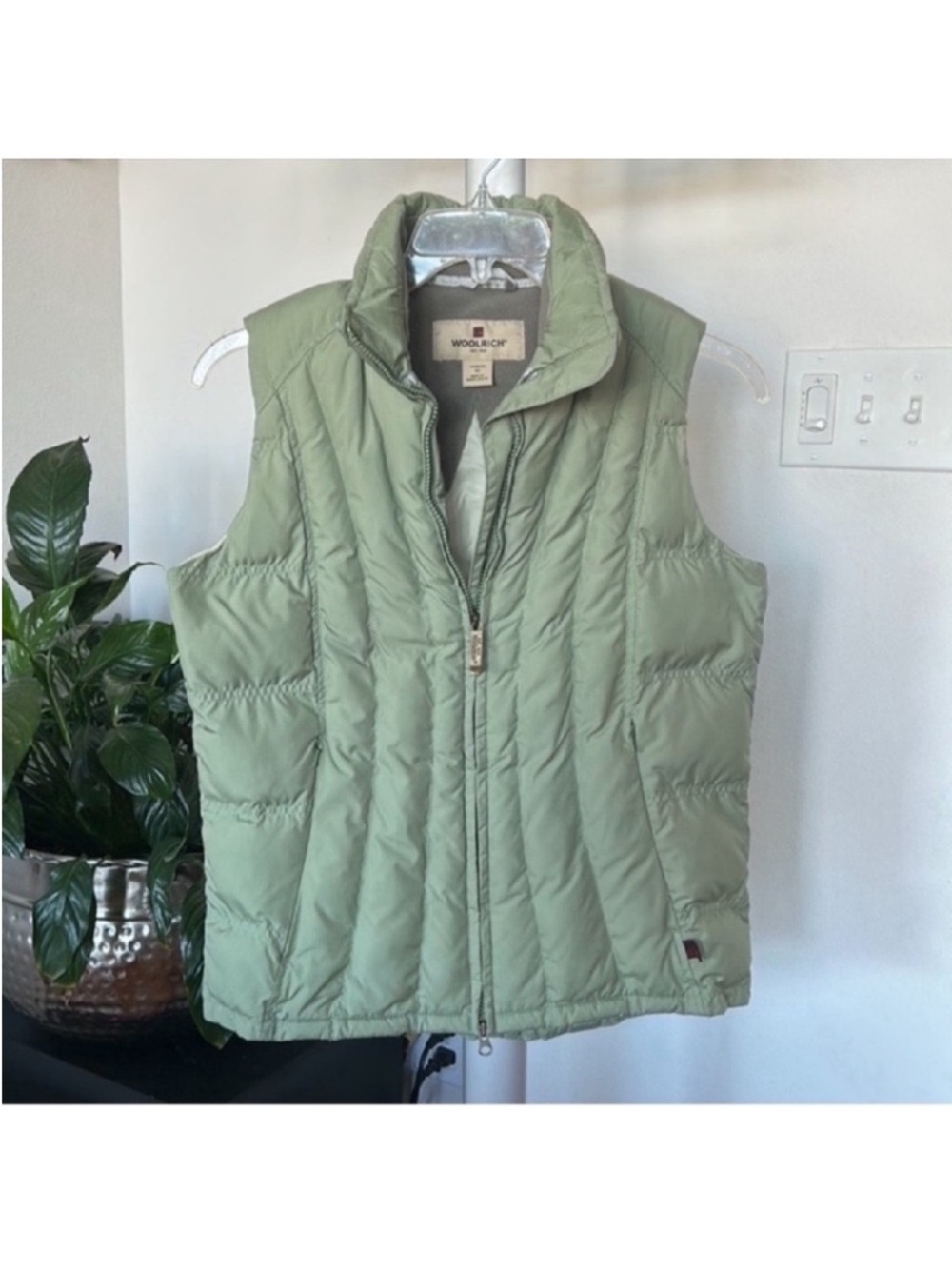 Woolrich Puffer Quilted Vest jacket Sz M Sage Green Insulated
